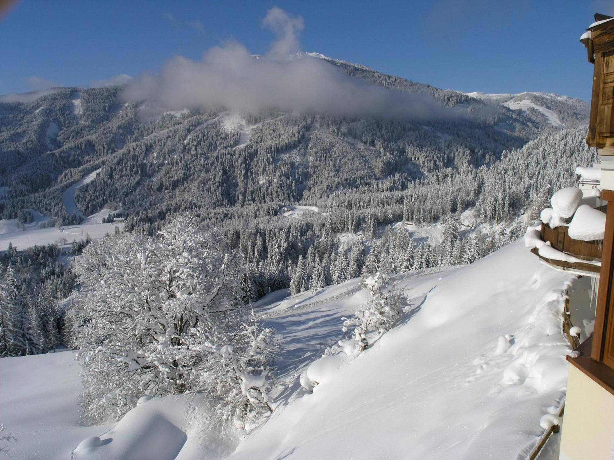 Hotel Bergheimat Muhlbach Am Hochkonig Ruang foto