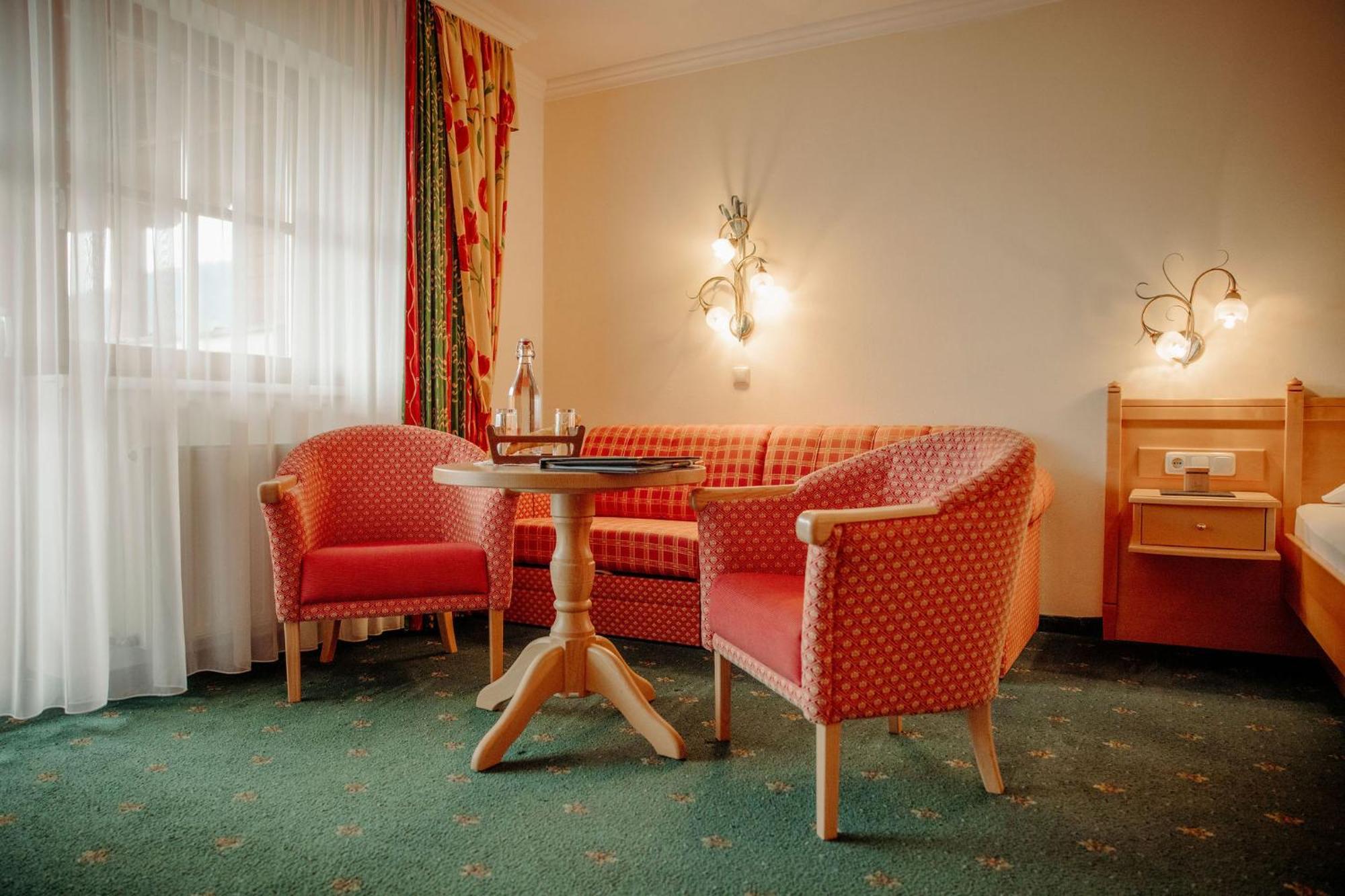 Hotel Bergheimat Muhlbach Am Hochkonig Bagian luar foto